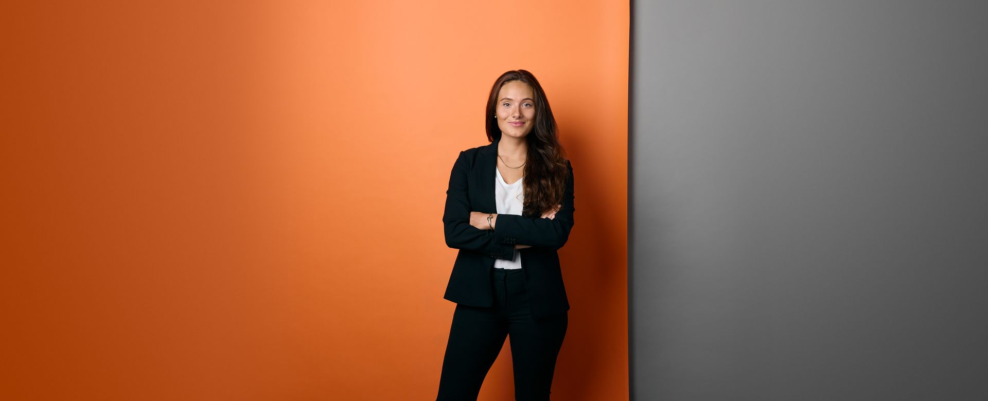 Laura Wälchli, portrait en pied
